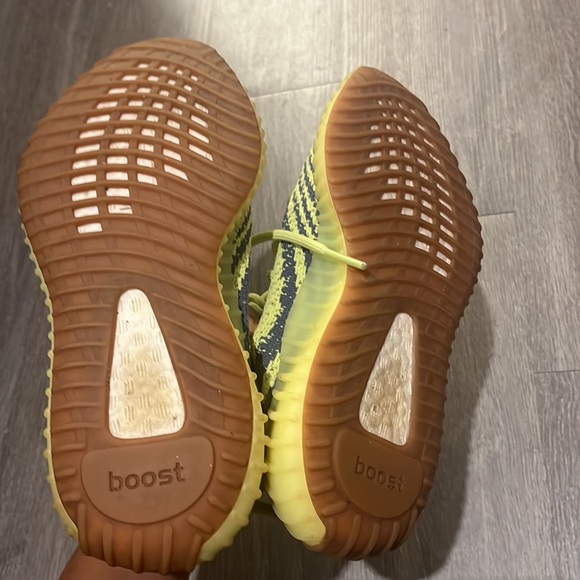 Yeezy boost 350 - Picture 10 of 10